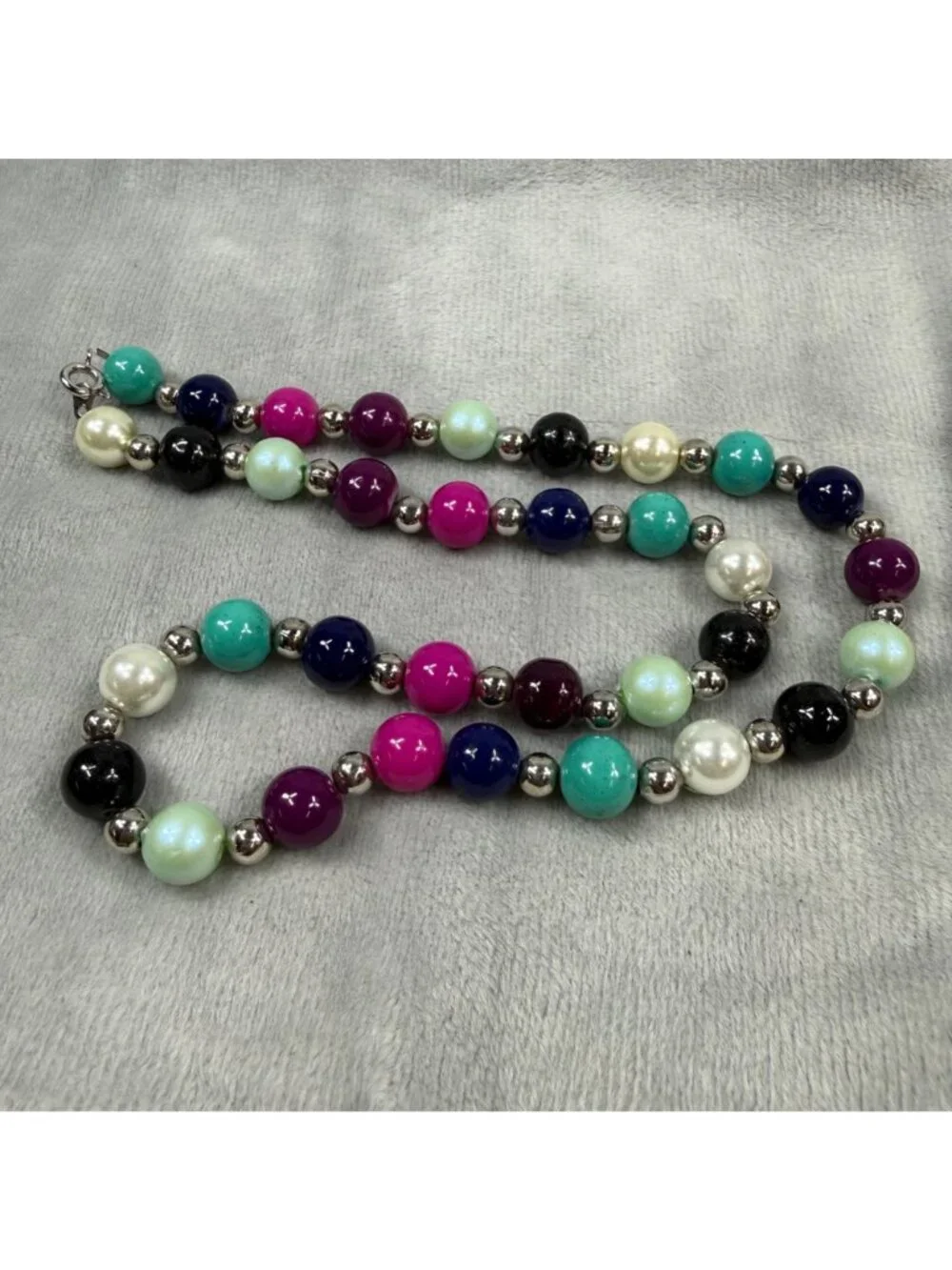 Multicolor Beaded Necklace Glossy Finish & Silver Accents 20 Inches Spring Clasp